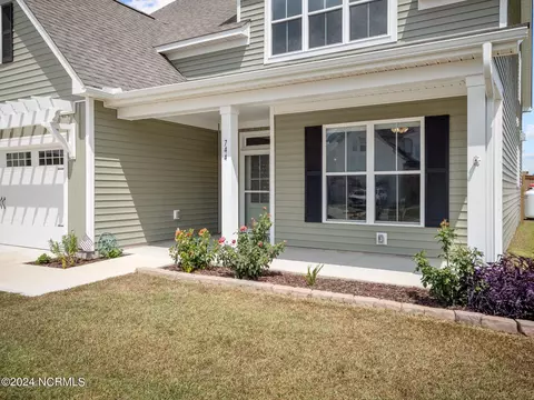 744 Aria Ln, Hubert, NC 28539 photo 3