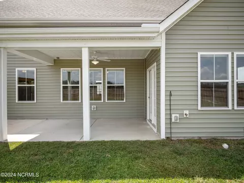 744 Aria Ln, Hubert, NC 28539 photo 9