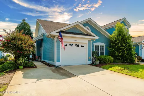202 Diamond Cv, Newport, NC 28570