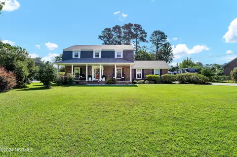 222 Brookshire Ln, Wilmington, NC 28409