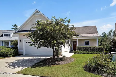 985 Tannin Bark Cir, Leland, NC 28451