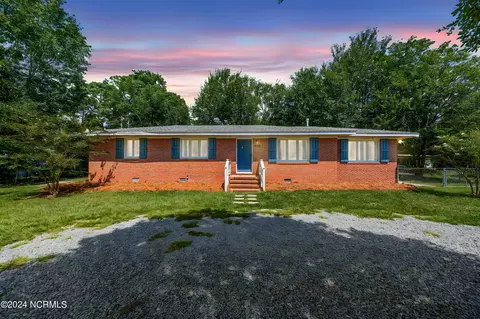 110 Mohican Trl, Wilmington, NC 28409
