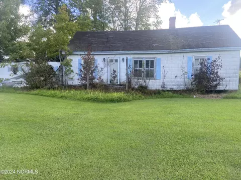 2126 Caratoke Hwy, Moyock, NC 27958