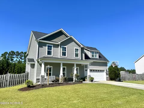 103 Gillcrest Ln, Hubert, NC 28539