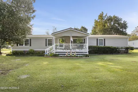 9360 Merrywood Dr NE, Leland, NC 28451