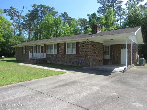 118 Pine Cone Ln, Beaufort, NC 28516