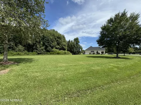 156 Highland Pony Dr, Hertford, NC 27944