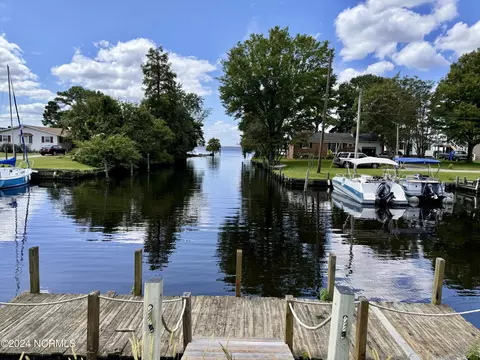 409 Pineview Dr, Edenton, NC 27932 photo 9