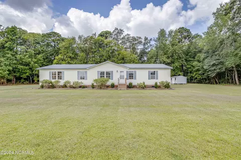 24331 Nc 32 Hwy N, Plymouth, NC 27962