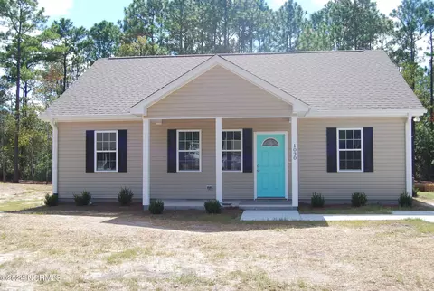 1030 Beaufort Rd, Southport, NC 28461