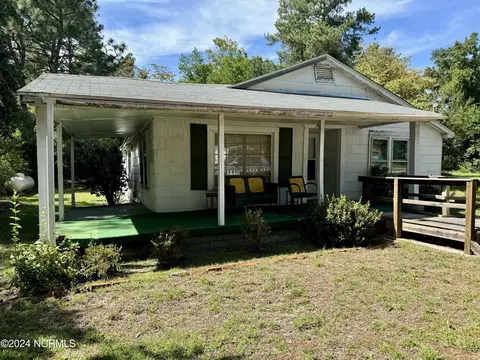 200 Daniels St, Hamlet, NC 28345 photo 2