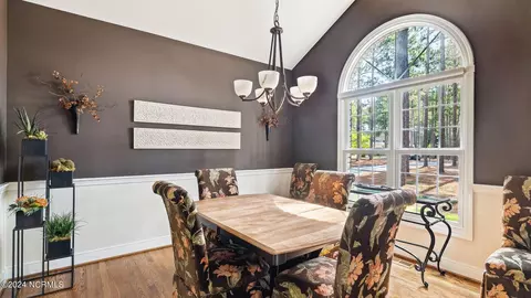 Dining - 35 Pomeroy Dr, Pinehurst, NC 28374 photo 3 of 4