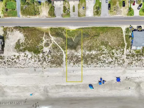 5517 E Beach Dr, Oak Island, NC 28465