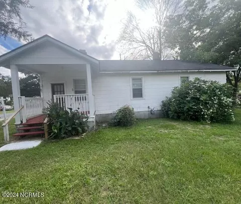 108 Hannah Pickett Third Ave, Rockingham, NC 28379