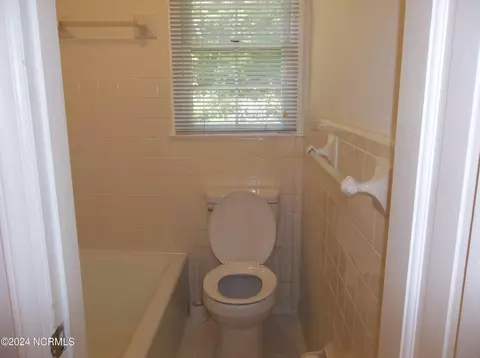 220 Green St, Biscoe, NC 27209 photo 10