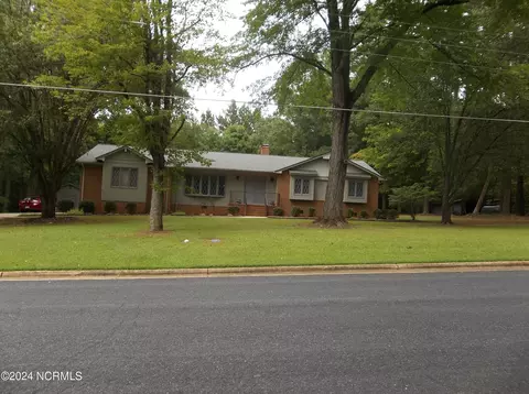 220 Green St, Biscoe, NC 27209 photo 4