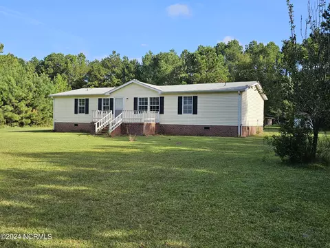 1292 Slocum Trl, Atkinson, NC 28421 photo 3