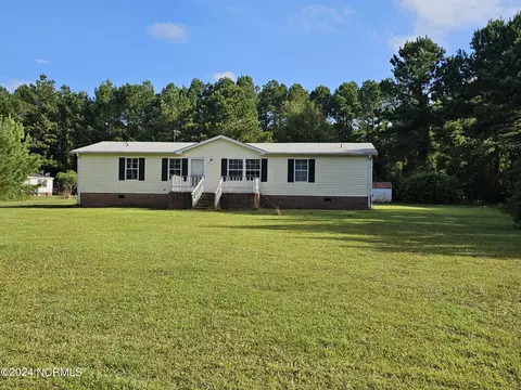 1292 Slocum Trl, Atkinson, NC 28421 photo 2