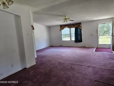 1292 Slocum Trl, Atkinson, NC 28421 photo 8