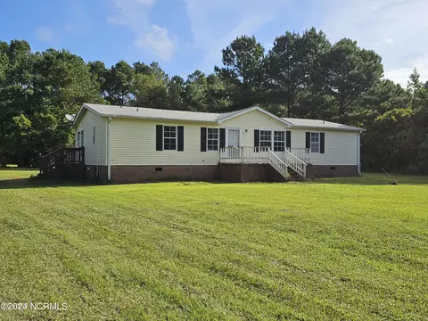 1292 Slocum Trl, Atkinson, NC 28421 photo 4