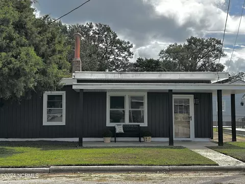 104 Charles St, Hertford, NC 27944