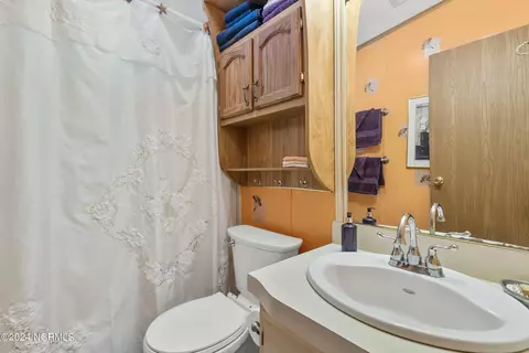 513 Pirate Ct, Hampstead, NC 28443 photo 33