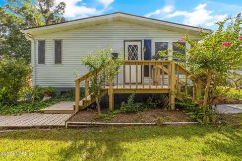 513 Pirate Ct, Hampstead, NC 28443 photo 40