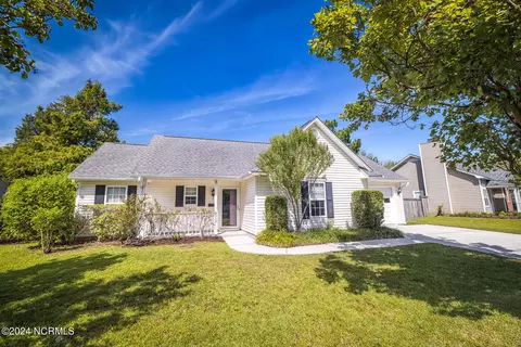 2209 White Rd, Wilmington, NC 28411