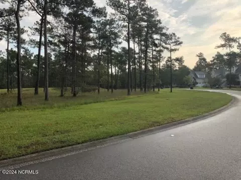 415 Laurel Valley Dr, Shallotte, NC 28470