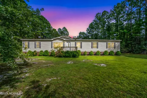 261 Creekstone Trl, Rocky Point, NC 28457