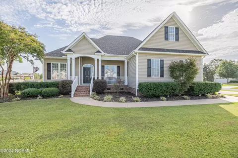 1813 Wistar Ct, Greenville, NC 27858