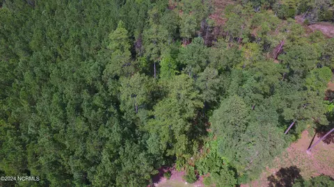 208 Shore Dr E, Oriental, NC 28571 photo 2