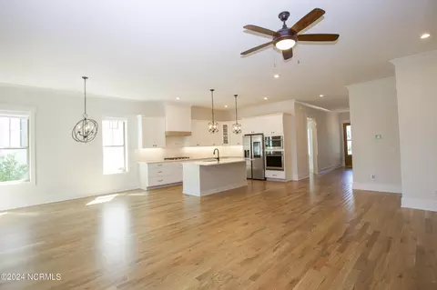 Living - 32 Ballybunion Ln, Pinehurst, NC 28374 photo 6 of 11