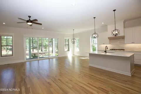 Living - 32 Ballybunion Ln, Pinehurst, NC 28374 photo 2 of 11