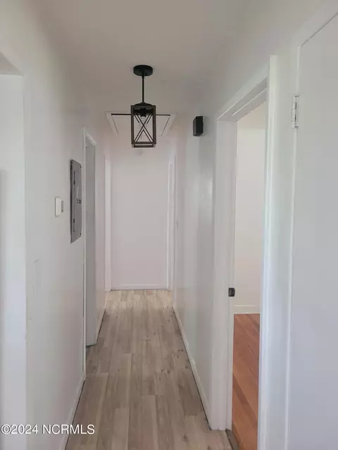 Entry Way - 70 Cabbage Patch Rd, Clinton, NC 28328 photo 1 of 1