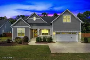 6784 Campbells Ridge Dr SE, Leland, NC 28451