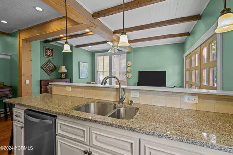 616-618 E Front St, New Bern, NC 28560 photo 8