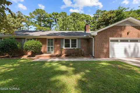 5212 Moye Rd, Trent Woods, NC 28562