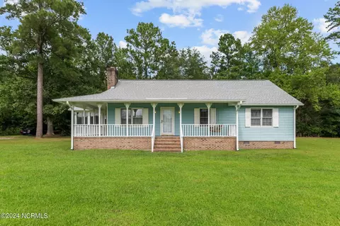 172 Truitt Rd, New Bern, NC 28560