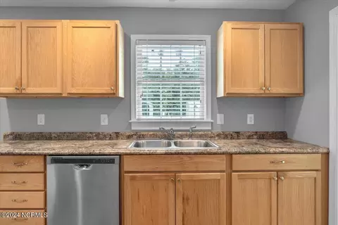 Kitchen - 17489 Nc Highway 210 E, Ivanhoe, NC 28447 photo 3 of 5