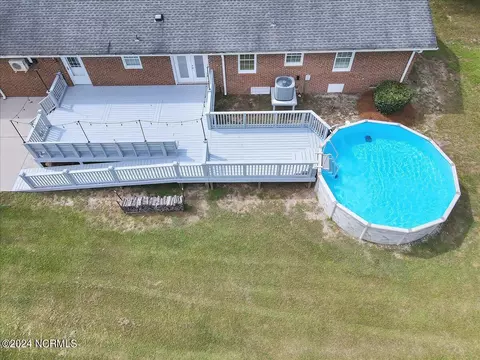 Exterior - 17489 Nc Highway 210 E, Ivanhoe, NC 28447 photo 6 of 11