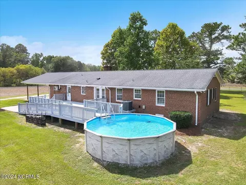 Exterior - 17489 Nc Highway 210 E, Ivanhoe, NC 28447 photo 7 of 11