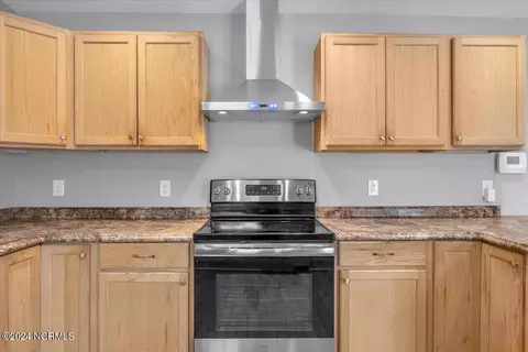 Kitchen - 17489 Nc Highway 210 E, Ivanhoe, NC 28447 photo 2 of 5