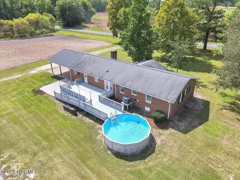 Exterior - 17489 Nc Highway 210 E, Ivanhoe, NC 28447 photo 3 of 11