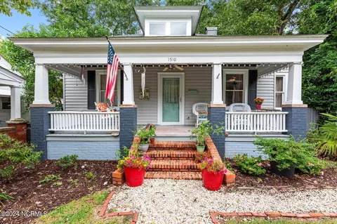 1510 N Pasteur St, New Bern, NC 28560