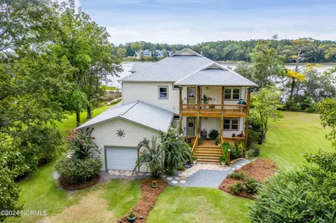 Exterior - 722 Bay Harbor Dr, Hampstead, NC 28443 photo 20 of 20