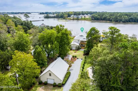 View/Area - 722 Bay Harbor Dr, Hampstead, NC 28443 photo 10 of 15