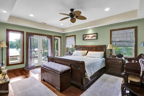 Bedroom - 722 Bay Harbor Dr, Hampstead, NC 28443 photo 1 of 10