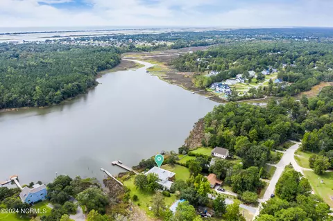 View/Area - 722 Bay Harbor Dr, Hampstead, NC 28443 photo 3 of 15