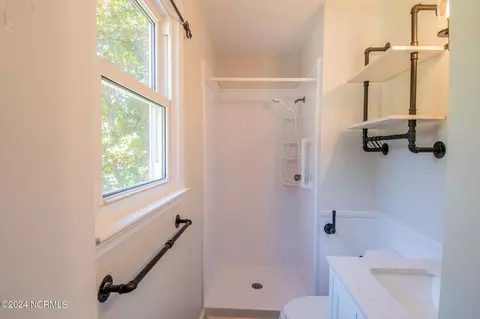 Bath - 5 Cherokee Dr, Hubert, NC 28539 photo 2 of 2